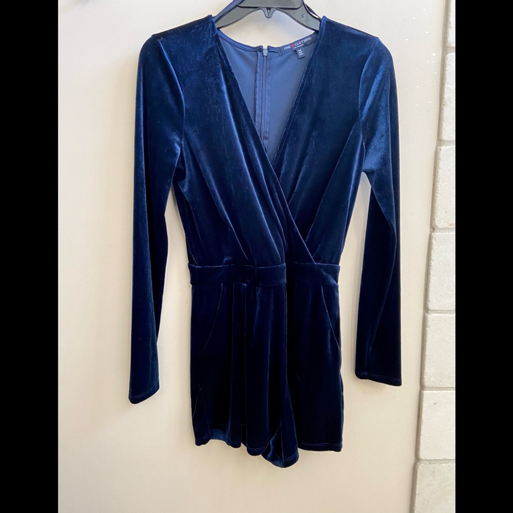 Navy Blue Velvet Romper✨